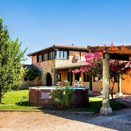 Amaltea Guest House Канделеда Екстериор снимка